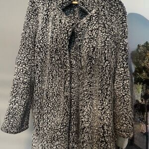 Love Tree Black and White Teddy Jacket